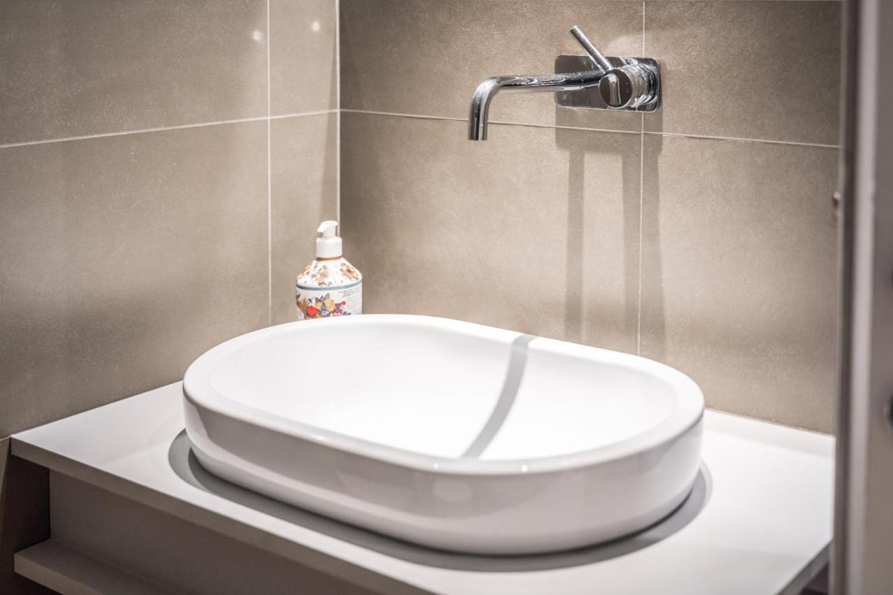 Ab Plus - Via Santo Stefano 74 Болоня Екстериор снимка